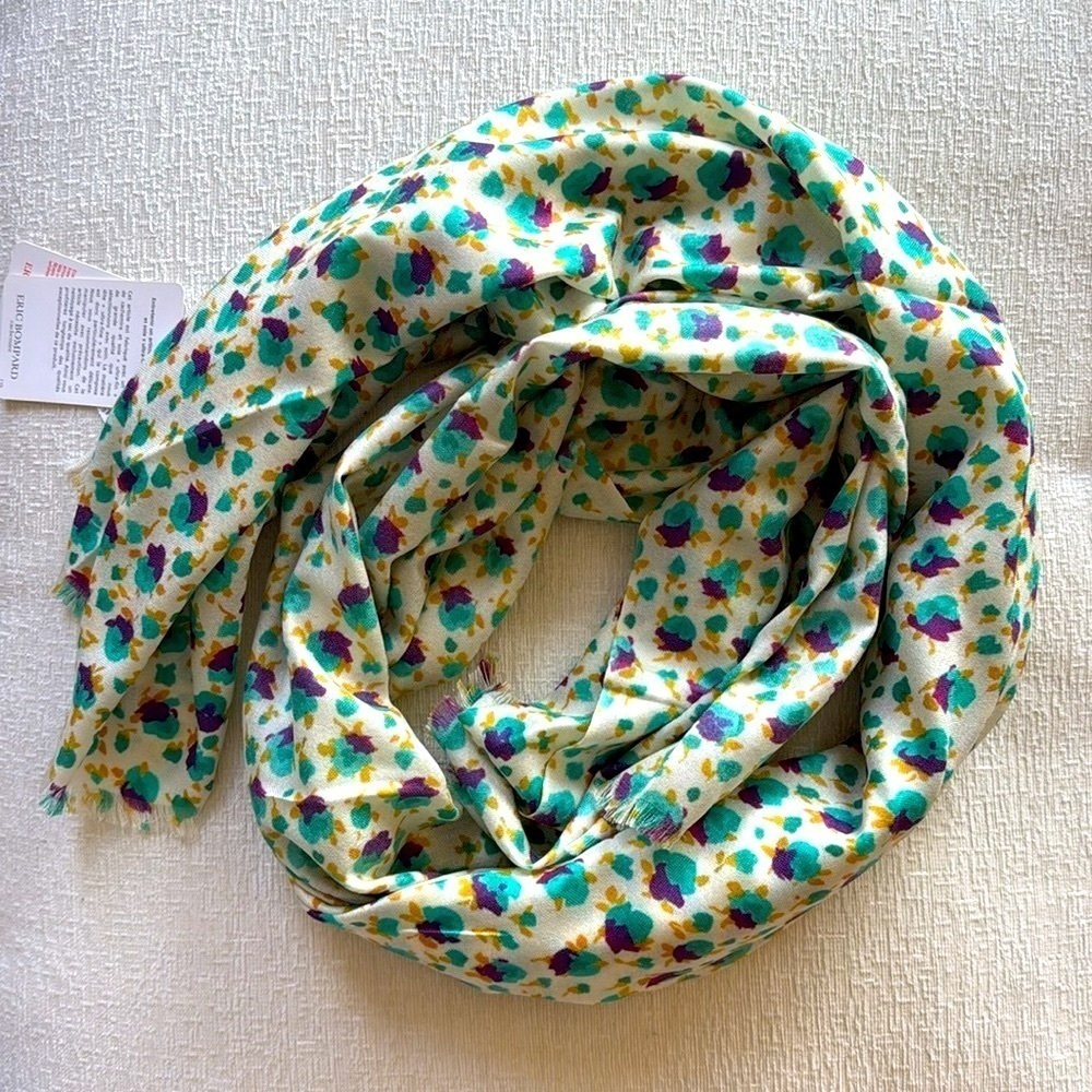 NWT Eric Bompard Cashmere Silk Floral Print Scarf